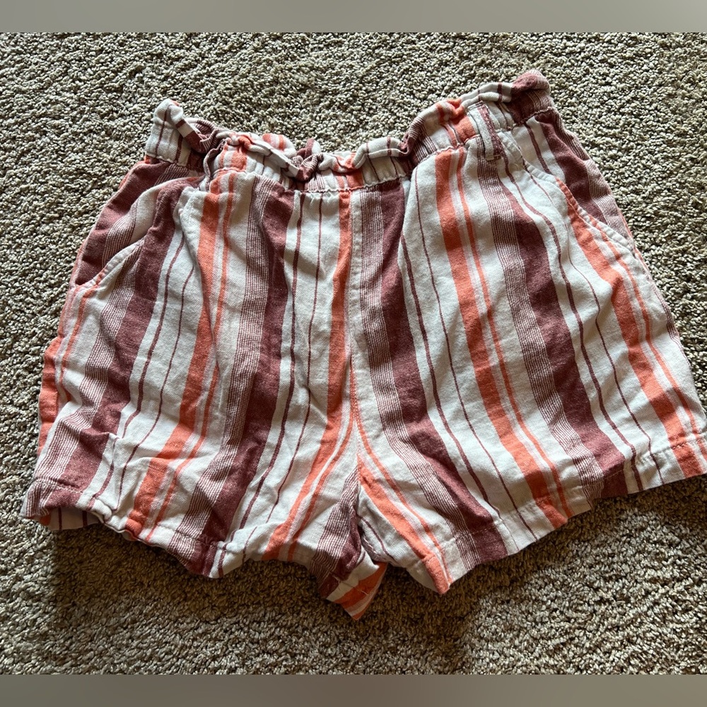 Medium stripped shorts
